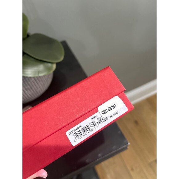 Valentino Garavani Rockstud Zipper Zip Around Wallet Beige - Picture 11 of 11